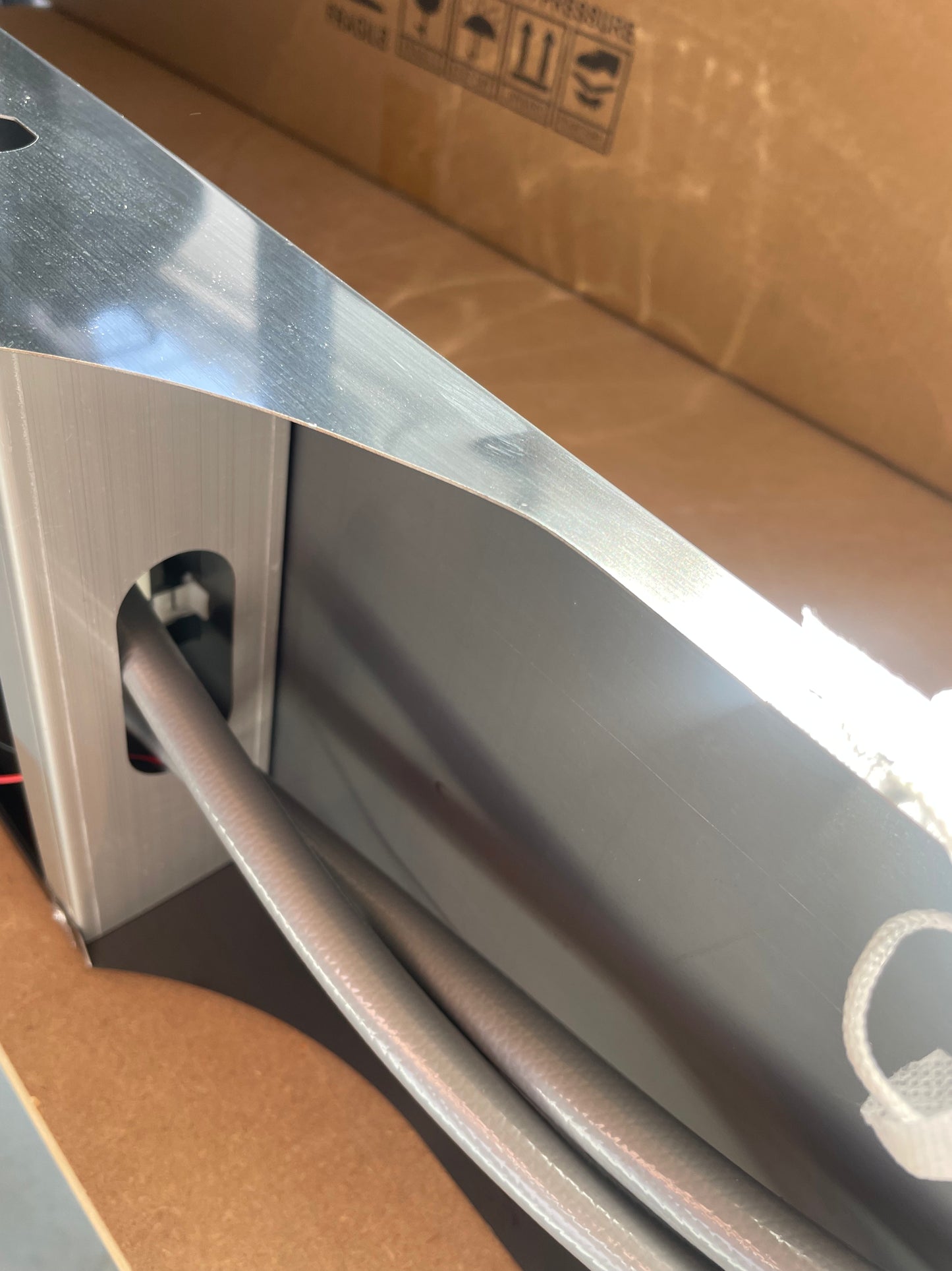 BUNDELPROMO Douchepaneel Wellnessdouche SaniSupreme Sicilie zwart met Multifunctionele Handdouche met LCD