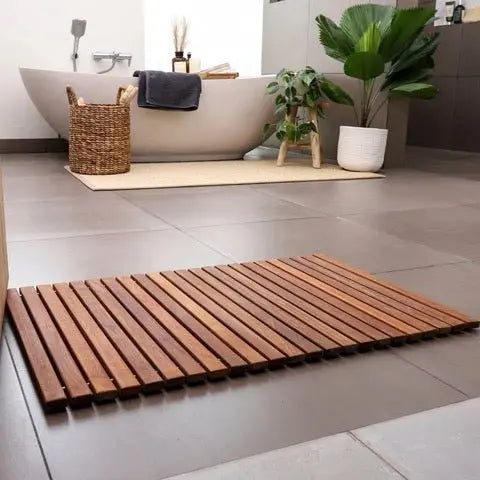 SaniSupreme SuperiorLine Teak badmat vierkant 71 x 71 cm. vast model (niet oprolbaar)