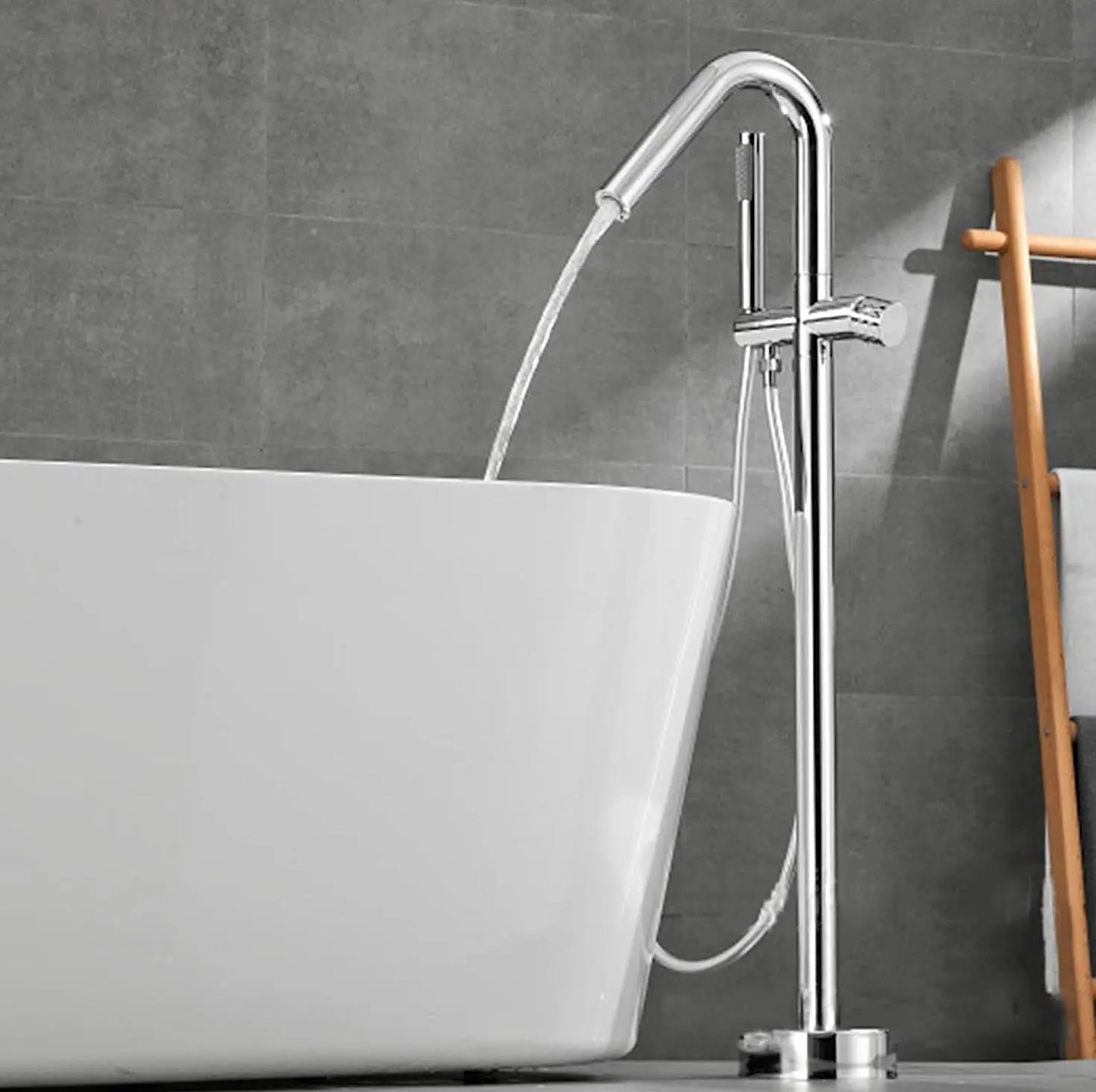 Vrijstaande Badkraan SaniSupreme AquaFlow® met handdouche Chroom Glans Sanisupreme