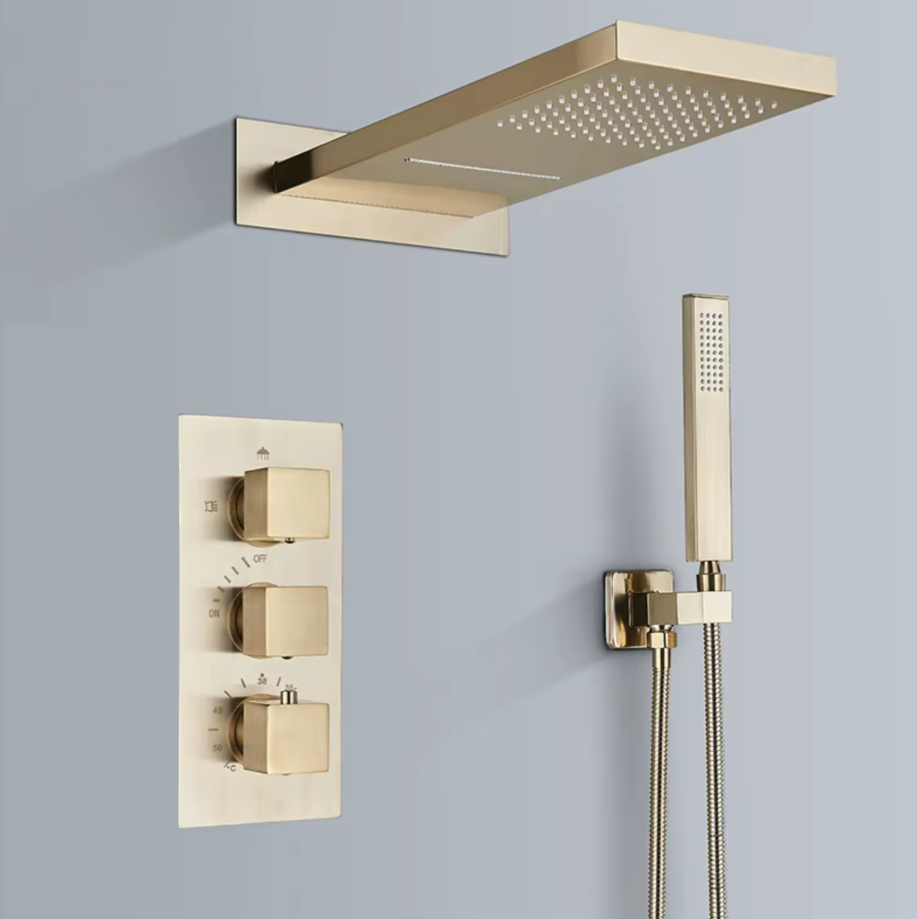 SaniSupreme® SmartPulse Wand Thermostatische Doucheset Biarritz 3 weg waterval met regendoucheplateau geborsteld goud