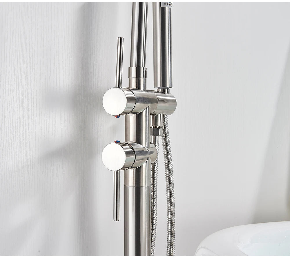 SaniSupreme® Badkraan Ancona vrijstaand model met handdouche RVS brushed nickel