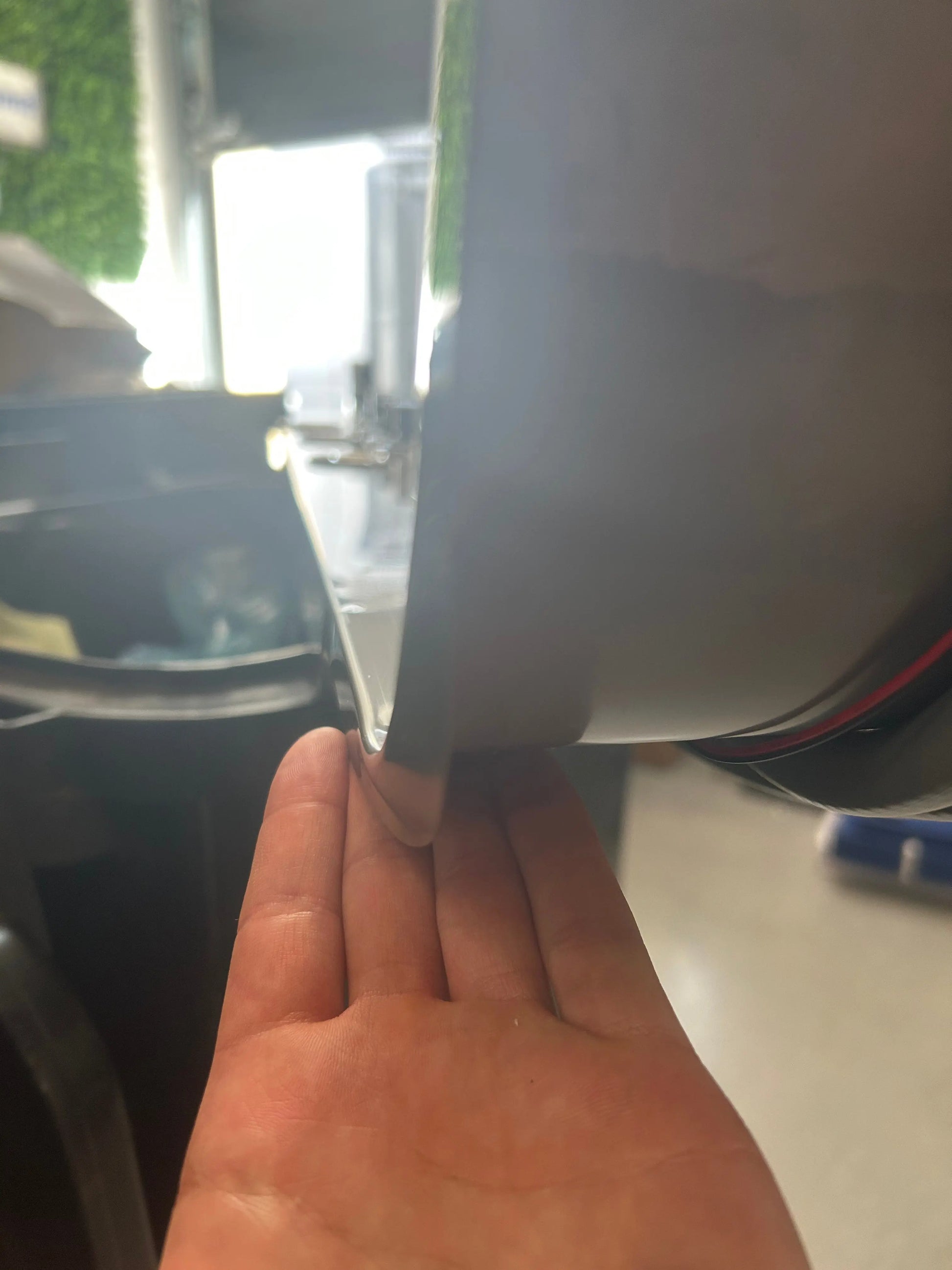 Tweedekans! Douchepaneel Opbouwdouche SaniSupreme Sicilie met hand- en voetendouche LCD Premium rvs brushed TK3 Sanisupreme