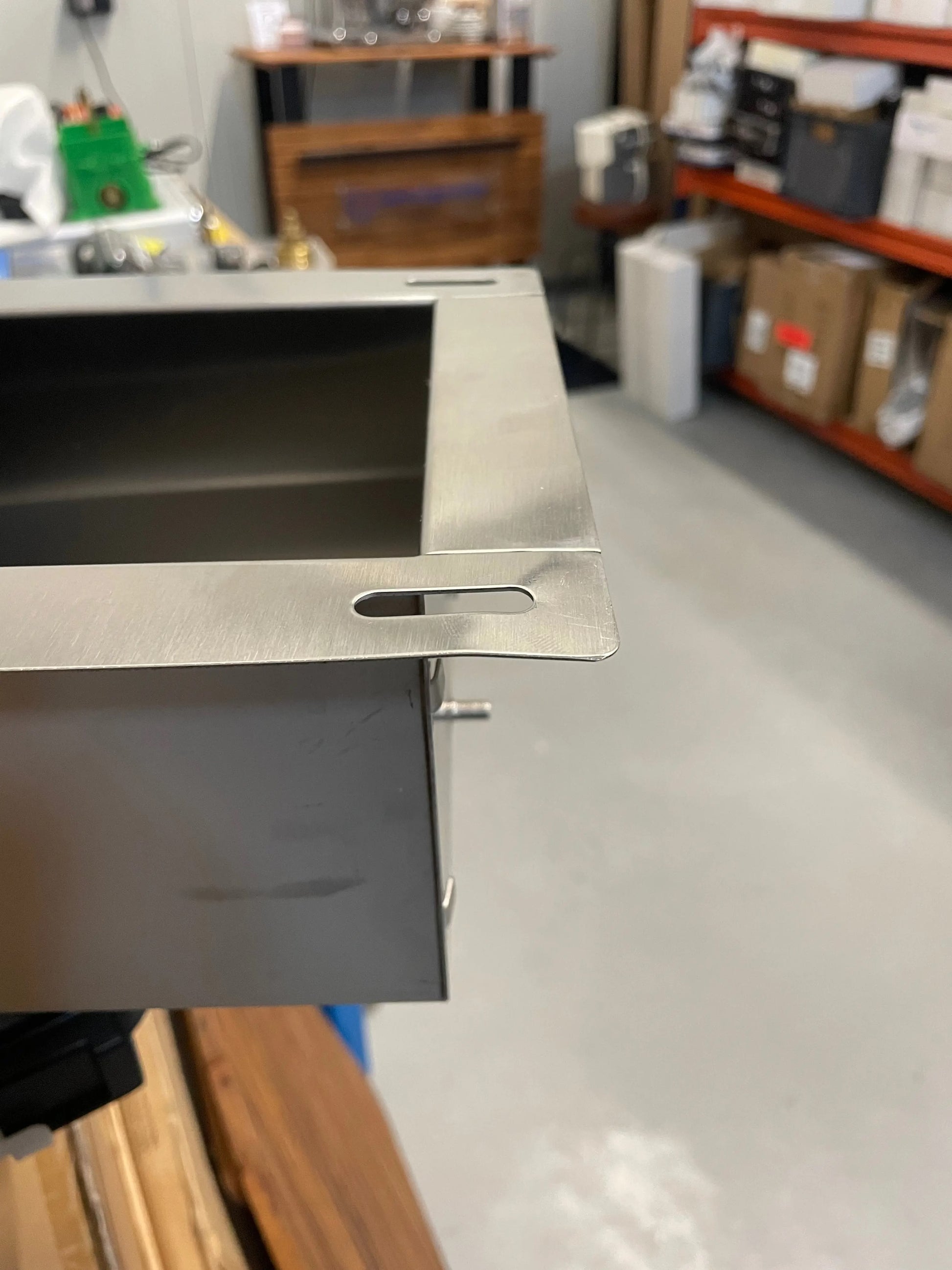 TWEEDEKANS Inbouw Toilet Reserve Rolhouder RVS -72 x 20 x 13 cm - inbouwdiepte 12 cm excl. front TK1 SaniSupreme