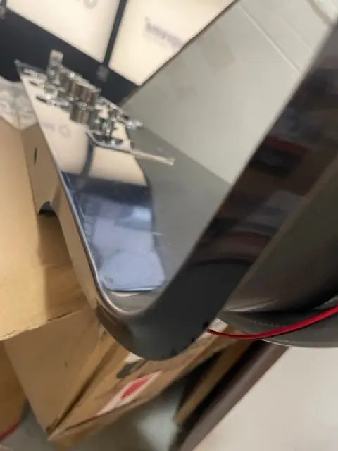 TWEEDEKANS! Douchepaneel Opbouwdouche SaniSupreme® Sicilie met hand- en voetendouche LCD Premium mat zwart TK2 Sanisupreme