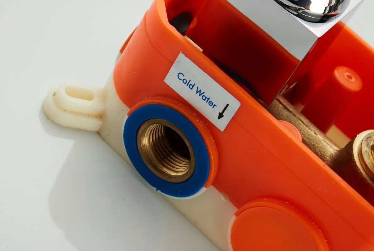 SaniSupreme Doucheset Lugano Premium handdouche mengkraan regendouche vierkant 20 cm. Chroom inbouw 2 weg Sanisupreme