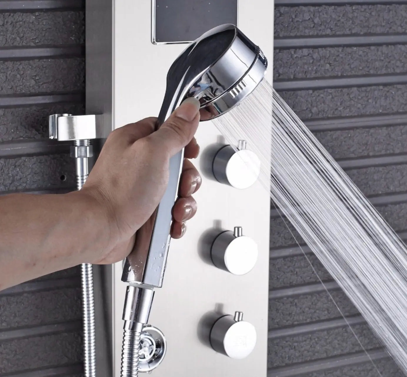 Tweedekans! Douchepaneel Opbouwdouche SaniSupreme® Sicilie met hand- en voetendouche LCD Premium rvs brushed TK3 Sanisupreme
