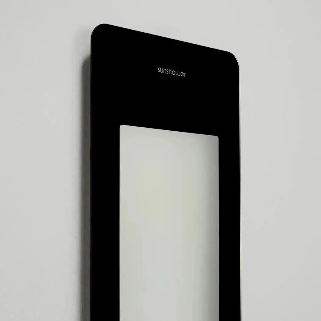 Sunshower Plus Round Black Inbouw Wellnesspaneel met infrarood en UV-licht