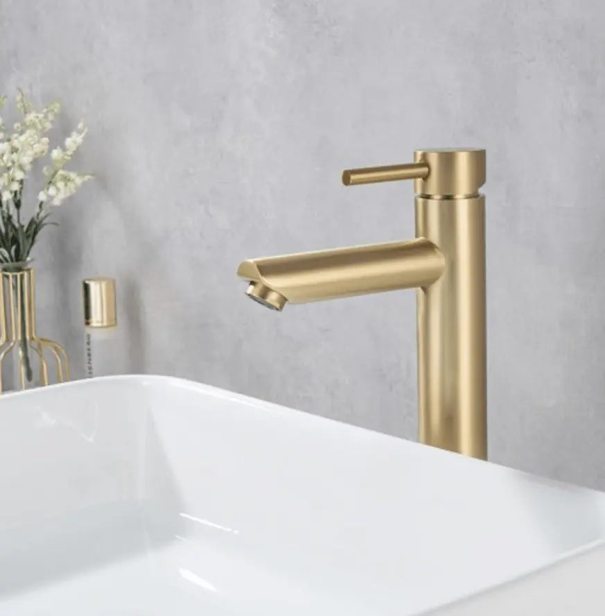 Cassano Geborsteld Gouden wastafelkraan