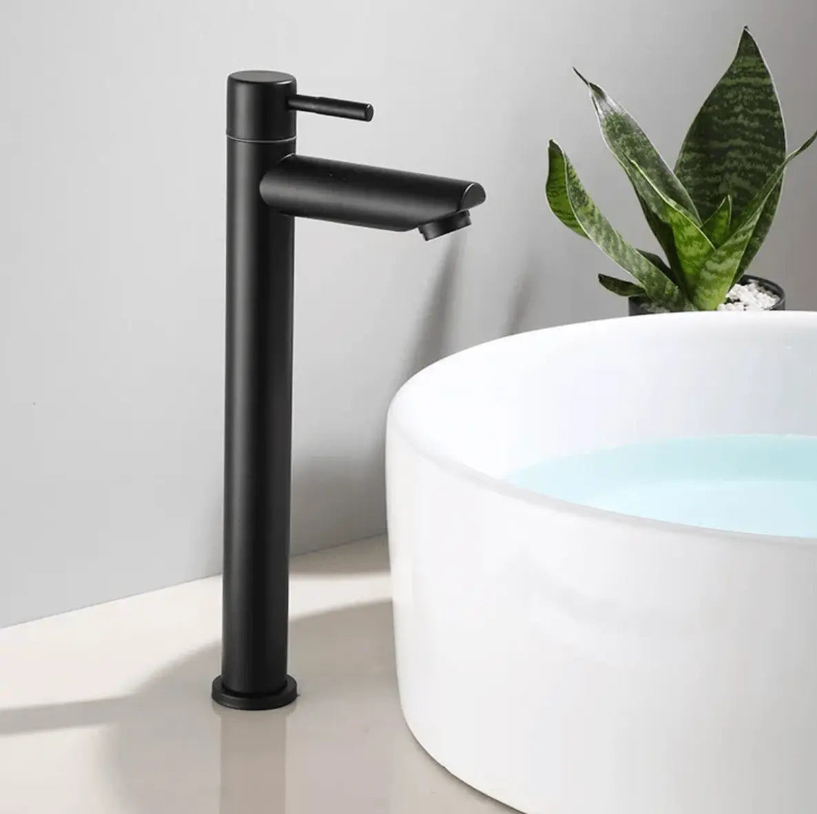 Cassano Zwart wastafelkraan