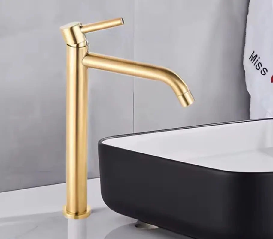 SaniSupreme Allicante wastafel kraan opbouw hoog model gebogen uitloop Goud Brushed