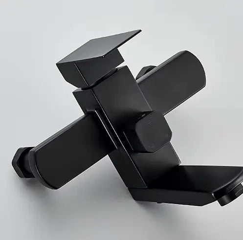 SaniSupreme Arizona Basic opbouw bad doucheset 3 - weg met baduitloop 20 cm. ABS regendouche mat zwart vierkant