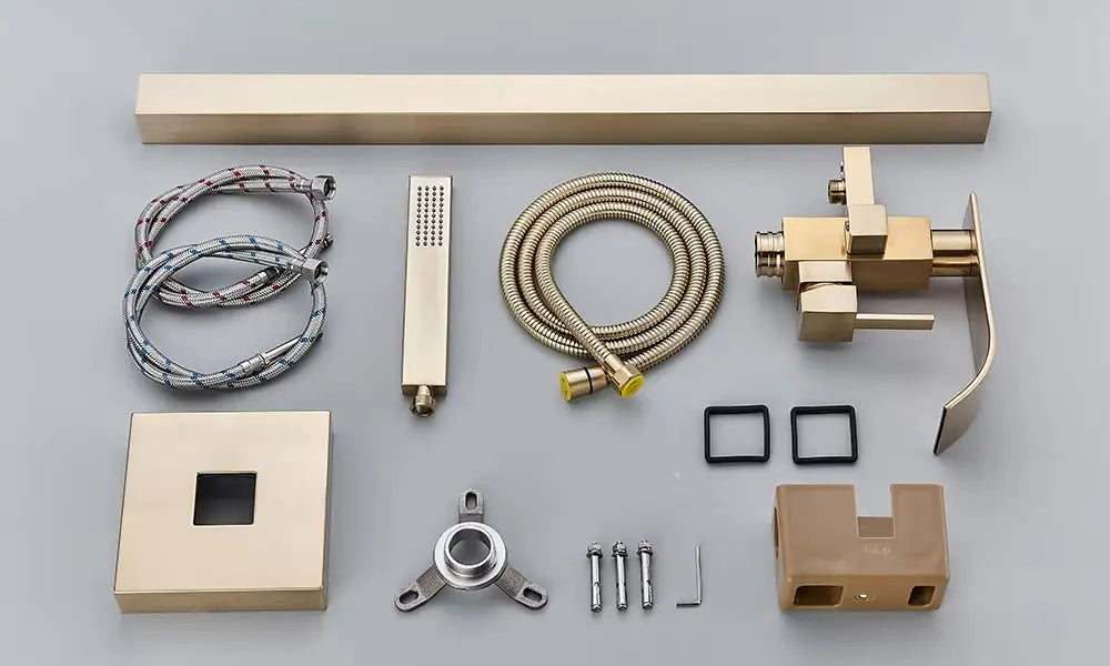 SaniSupreme® Badkraan Luca vrijstaand model met handdouche goud geborsteld