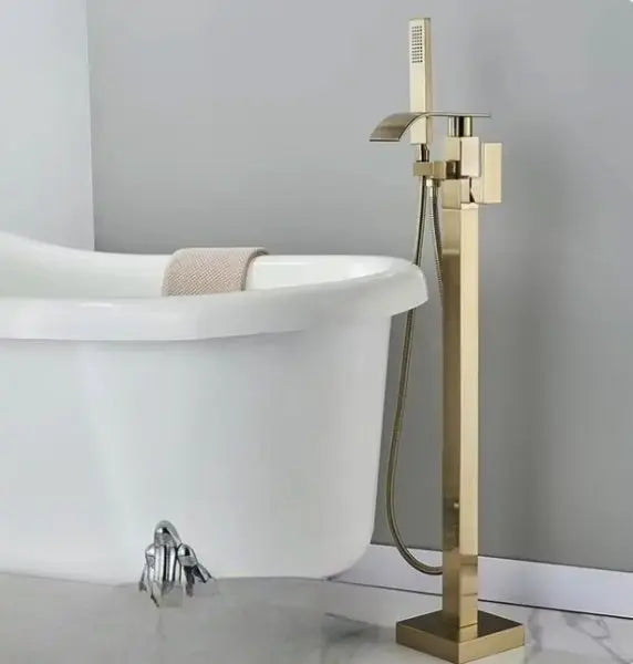 SaniSupreme® Badkraan Luca vrijstaand model met handdouche goud geborsteld