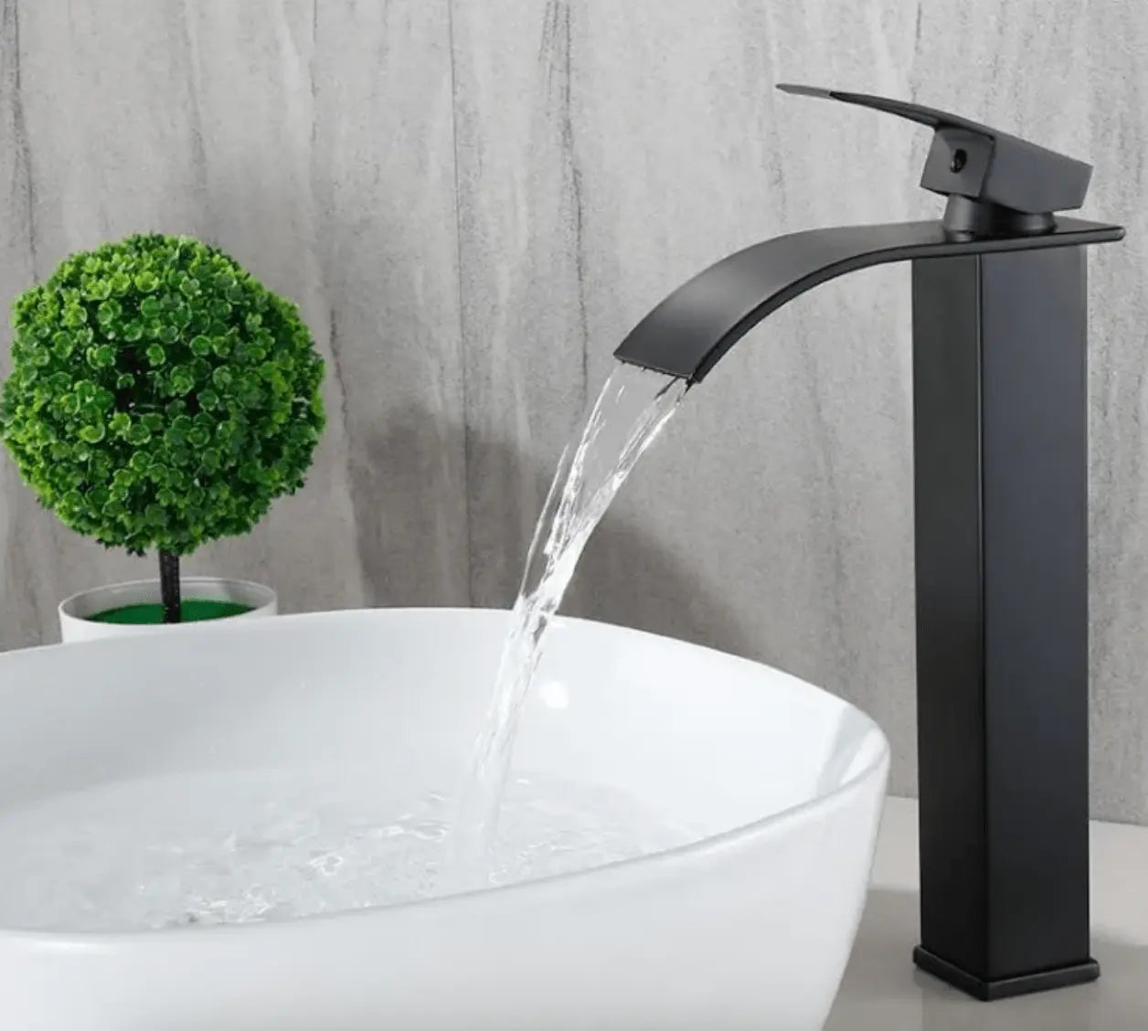 SaniSupreme Bari wastafelkraan opbouw hoog model brede uitloop mat zwart