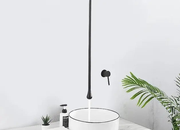 Sanisupreme Biarritz Classico Premium Wastafelkraan zwevend plafond - inbouw met wandbediening mat zwart