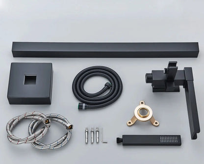 SaniSupreme® BlackLine Badkraan Bern vrijstaand model met handdouche mat zwart