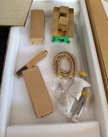 SaniSupreme Doucheset Manhattan Premium Plafond 40x80 cm regendouche vierkant 2 - weg goud geborsteld