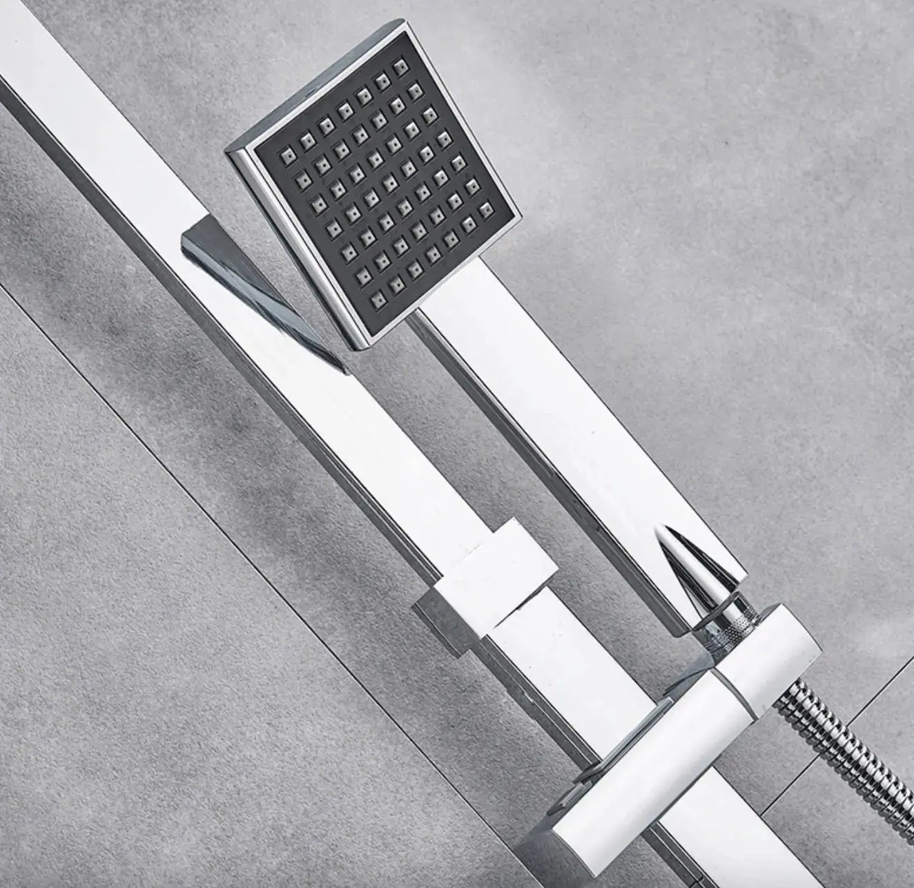 SaniSupreme Florida opbouw bad doucheset met baduitloop 12 inch RVS douchekop regendouche chroom vierkant