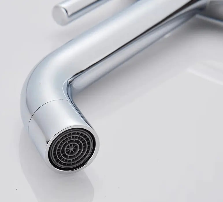 SaniSupreme Idora keramische wastafel kraan opbouw hoog model gebogen uitloop Chroom