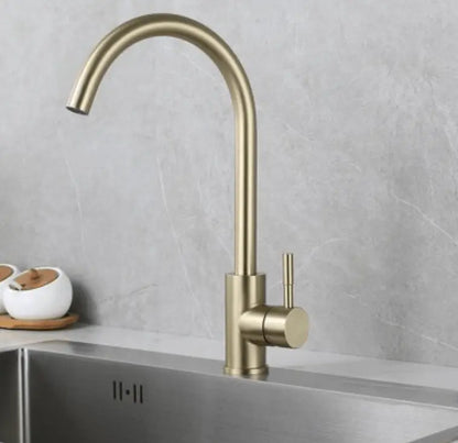 Sanisupreme Keukenkraan Novaro Geborsteld Goud