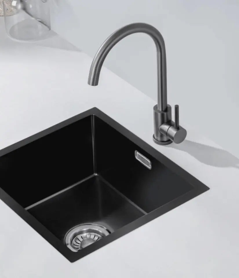 Sanisupreme Keukenkraan Novaro Gun Metal