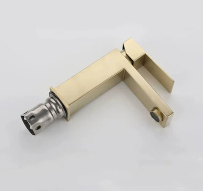 SaniSupreme Livorno wastafel kraan opbouw laag model vierkant geborsteld goud