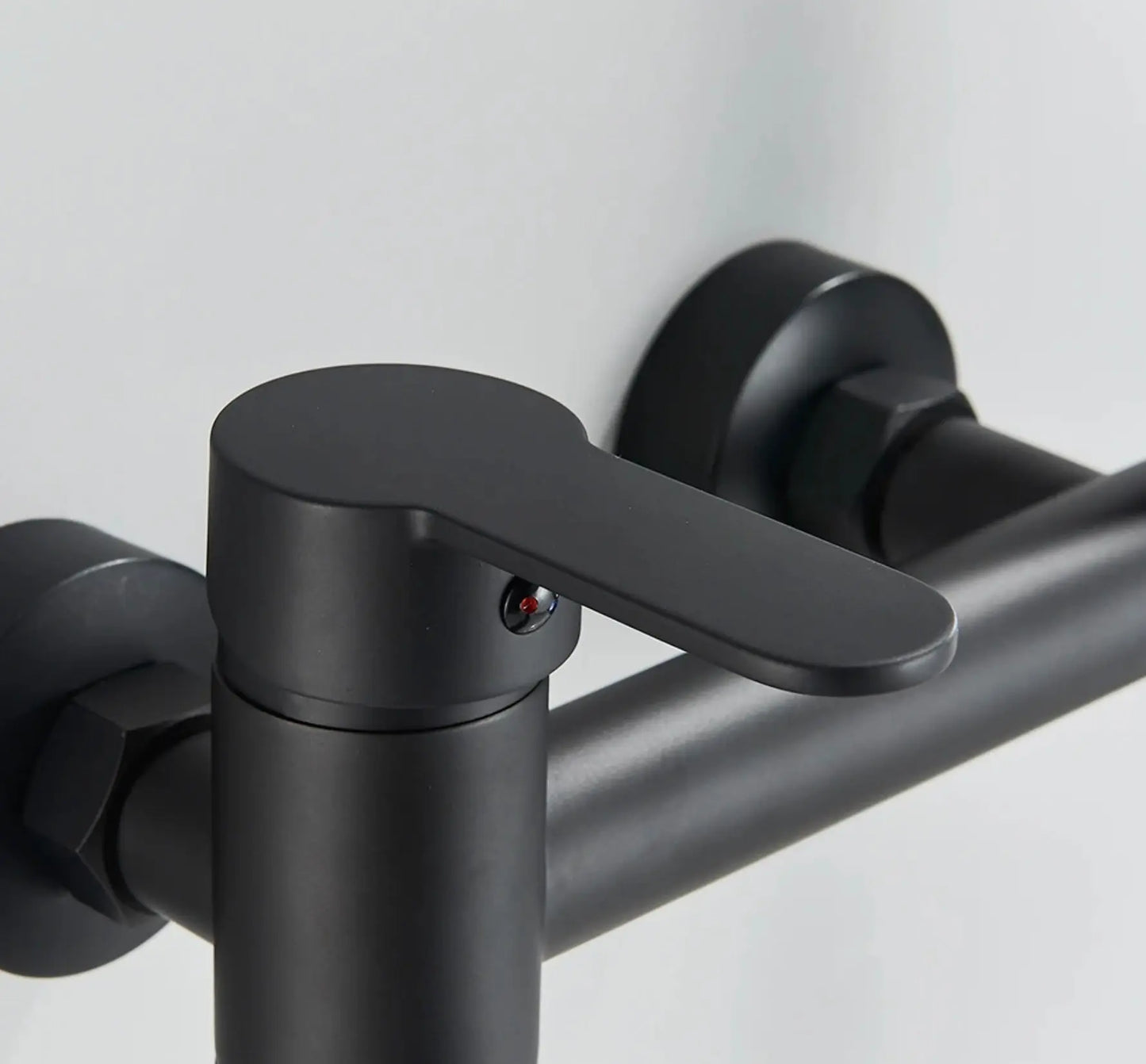 SaniSupreme Marbella doucheset badset opbouw mengkraan 2 weg met smalle handdouche mat zwart