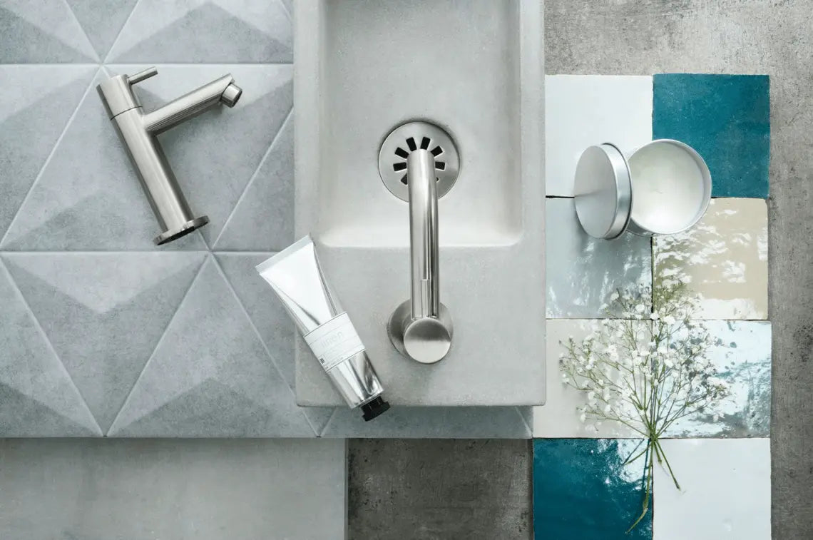 SaniSupreme mat chroom kraan/fonteinkraan toilet rechte uitloop