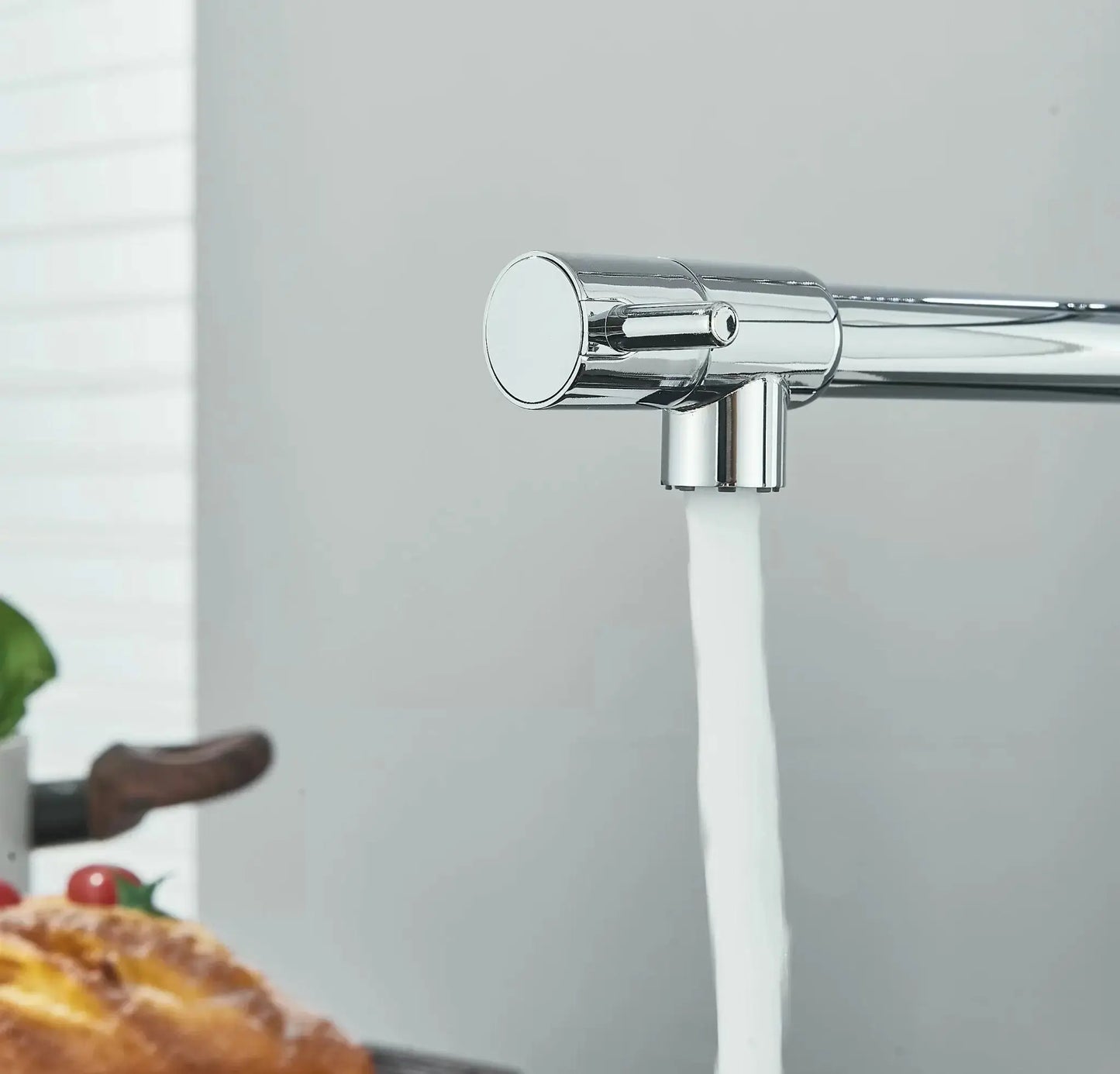 SaniSupreme Milan Pro Keukenkraan met Sproeikop veer en extra uitloop chroom glans