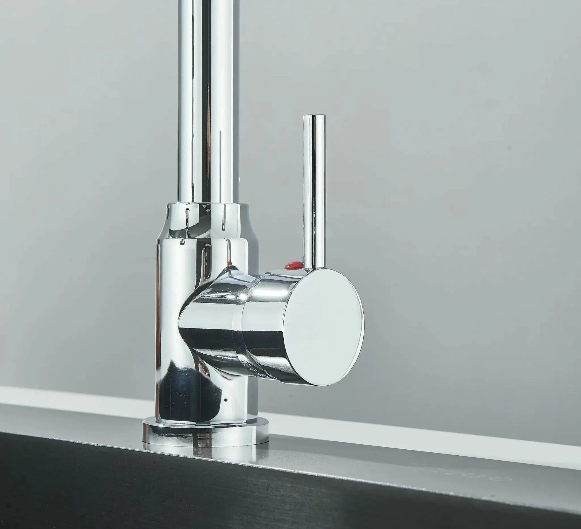 SaniSupreme Milan Pro Keukenkraan met Sproeikop veer en extra uitloop chroom glans