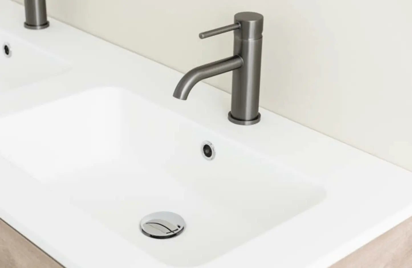 Sanisupreme Milano wastafelkraan Gun Metal