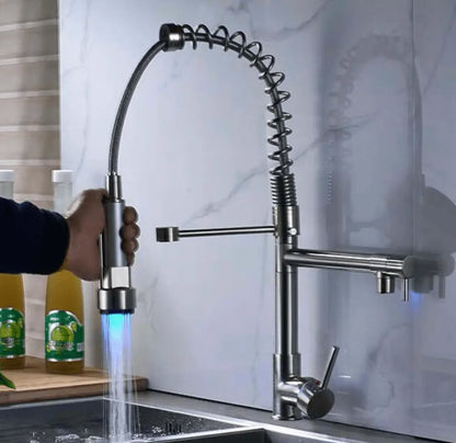 SaniSupreme Napoli Keukenkraan met LED Sproeikop en extra uitloop RVS