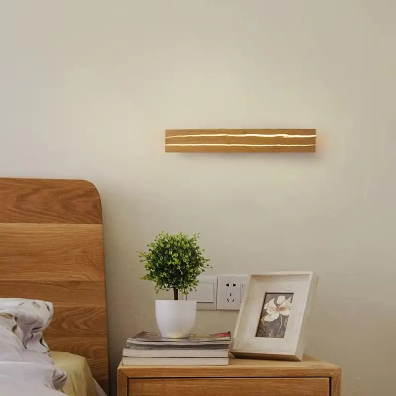 SaniSupreme NordicLux Wandlamp Spiegellamp Hout warm licht 50 cm.