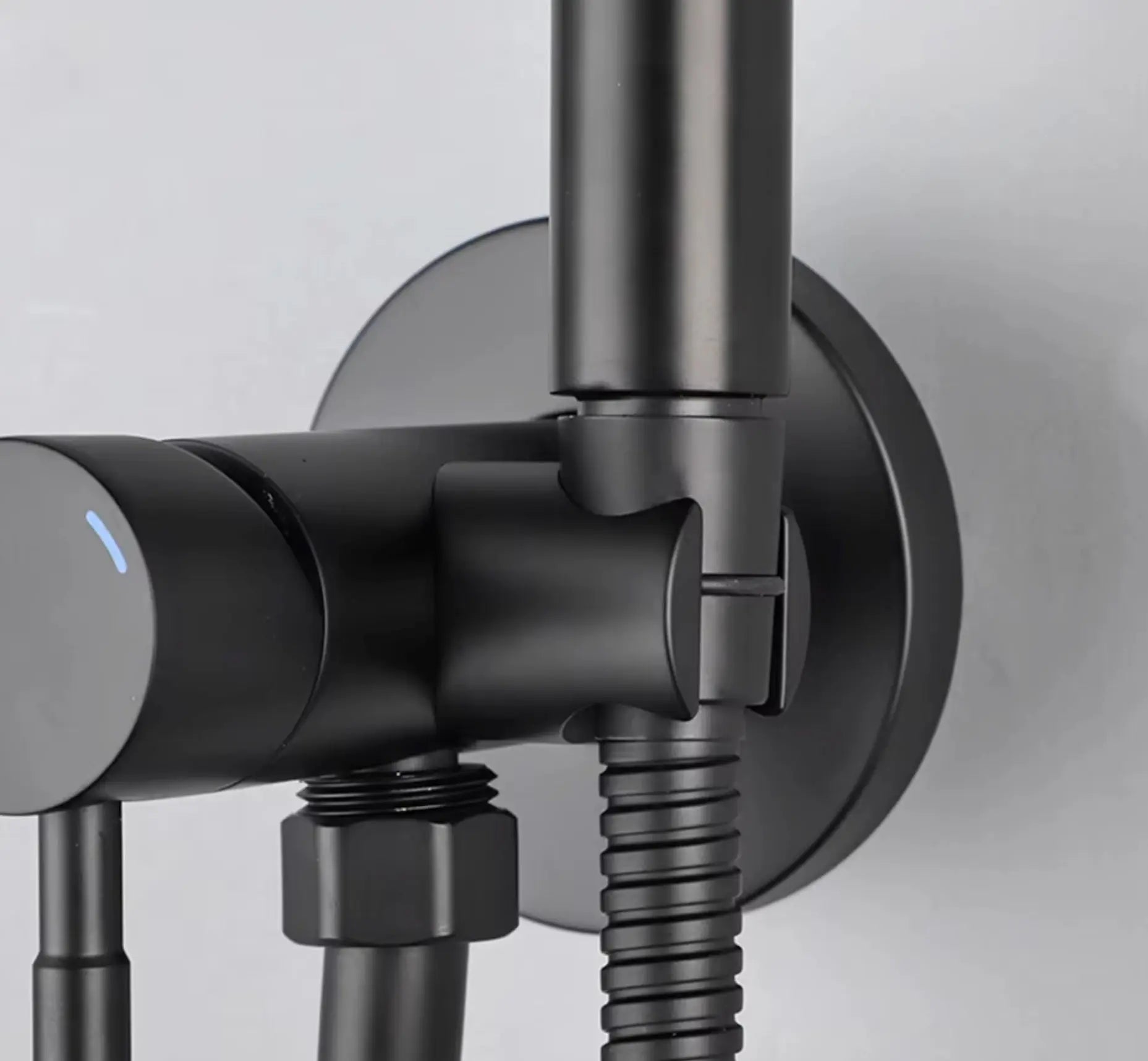 SaniSupreme ProLine Bidet handdouche komplete set mat zwart warm en koud water mengkraan