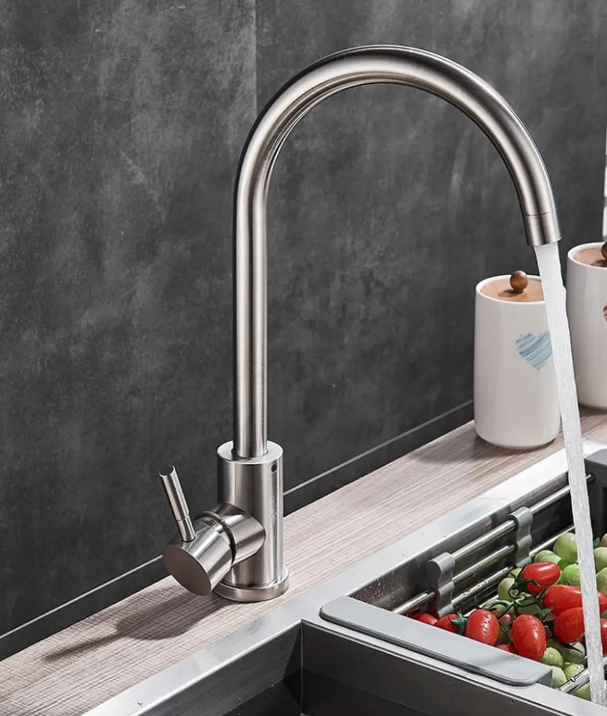 SaniSupreme thermostatische keukenkraan Bologna gebogen RVS / chroom nikkel 36,5 cm