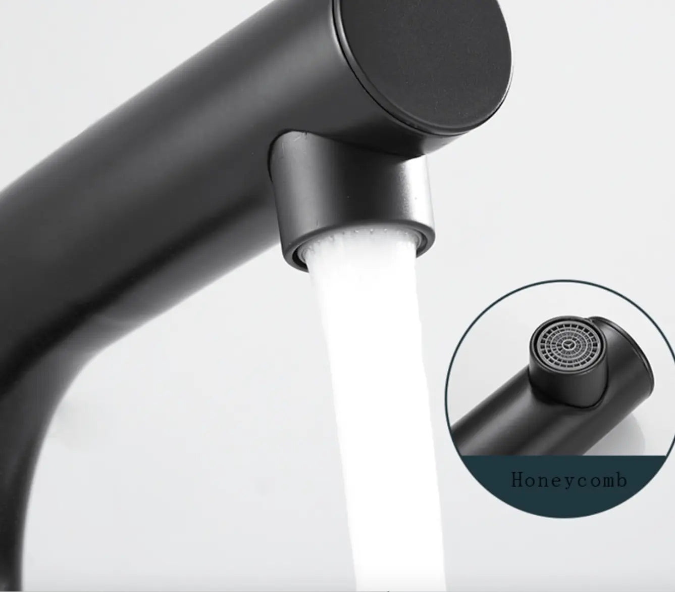 SaniSupreme Wastafel of Toiletkraan Chroom opbouw met automatische sensor 16 cm warm en/of koud water