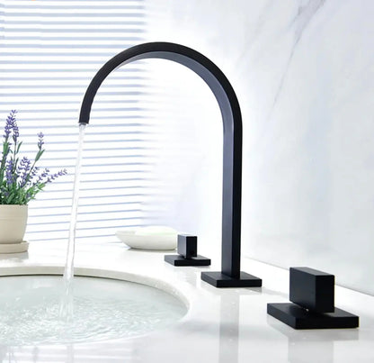 SaniSupreme Wastafelkraan - Badkraan San Marino bad inbouw - opbouw mengkraan model mat zwart