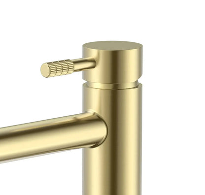 SaniSupreme Wastafelkraan Stria Geborsteld Goud PVD-coating Cold-start Sanisupreme