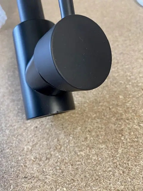 TWEEDEKANS SaniSupreme Wastafel designkraan Nordica met draaibare kop|opbouw|gebogen mengkraan| kompleet | mat zwart TK1 Sanisupreme