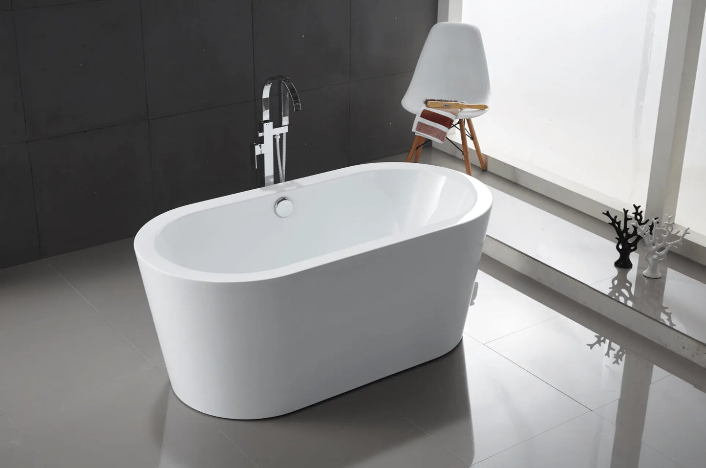 AKTIE SaniSupreme Aloni vrijstaand bad Rondo acryl 160 x 75 x 60 cm. ovaal glans finish