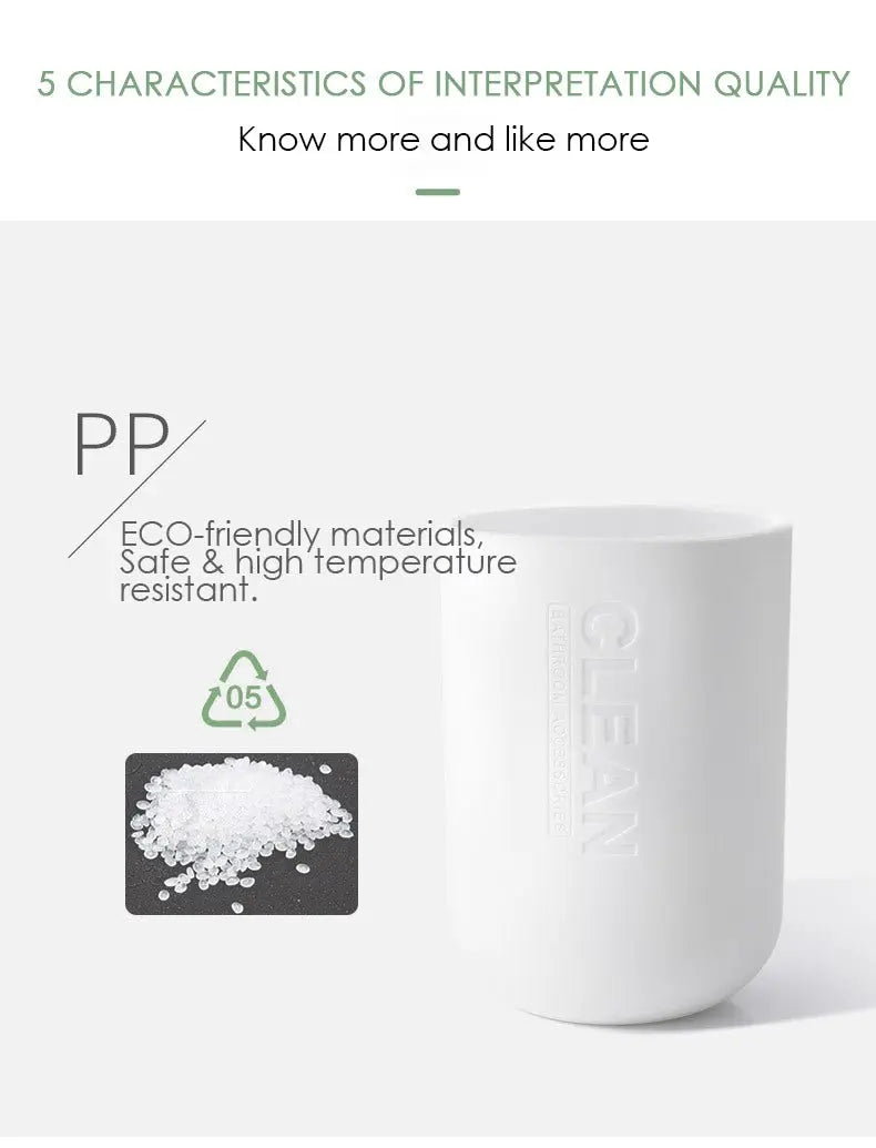 Badkamerset 6 Delig - Toiletaccessoires Set - Zeeppompje - Tandenborstelhouder - Zeepschaal - Beker - Toiletborstel - Wit