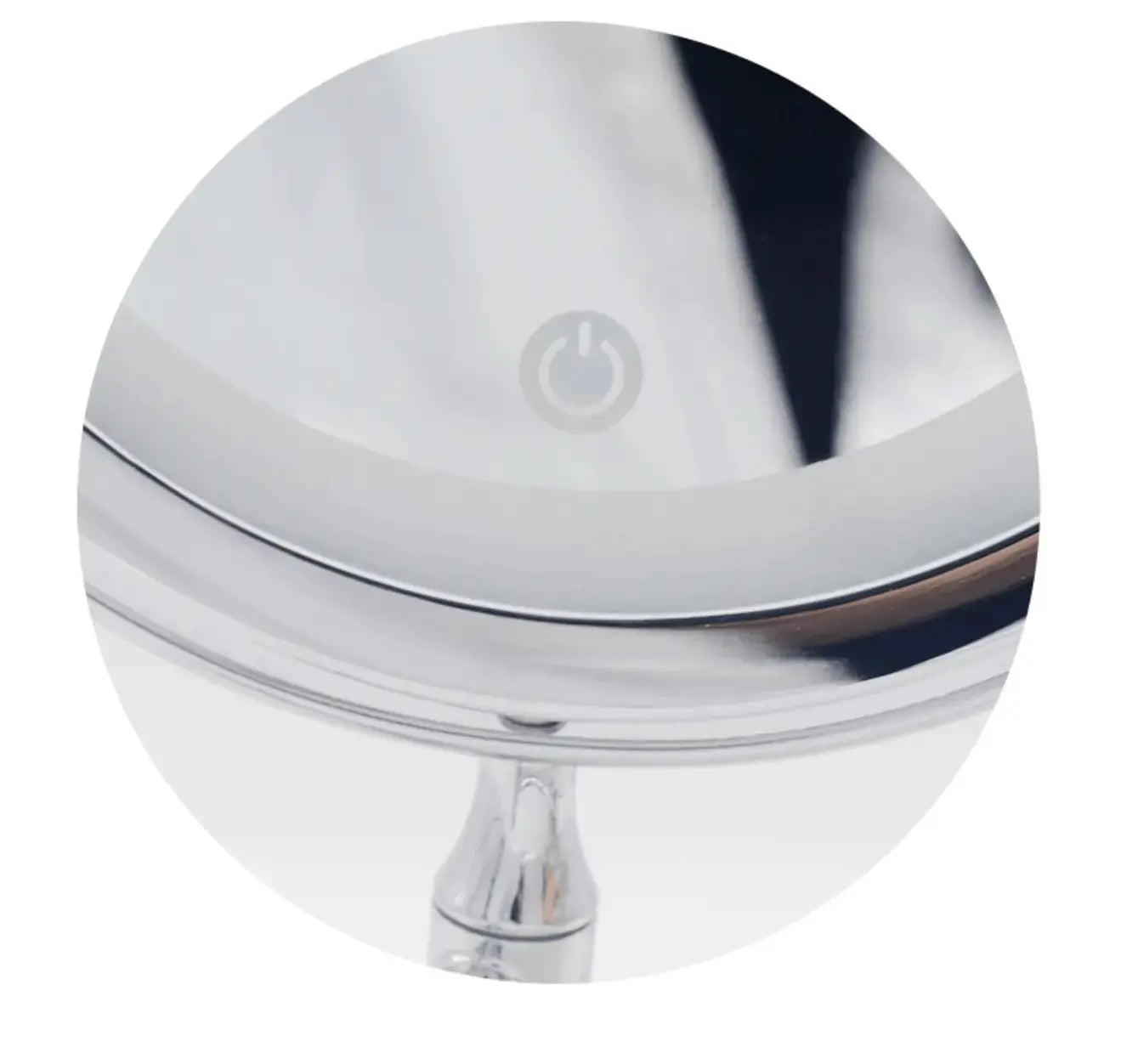 Make - up en Scheerspiegel SaniSupreme Bari Ø17cm LED Verlichting USB 3x Vergroting Chroom