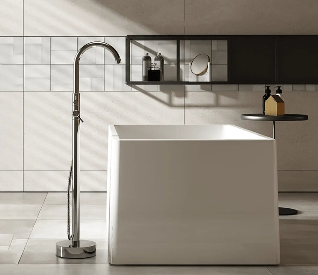 SaniSupreme® Badkraan Ancona vrijstaand model met handdouche chroom