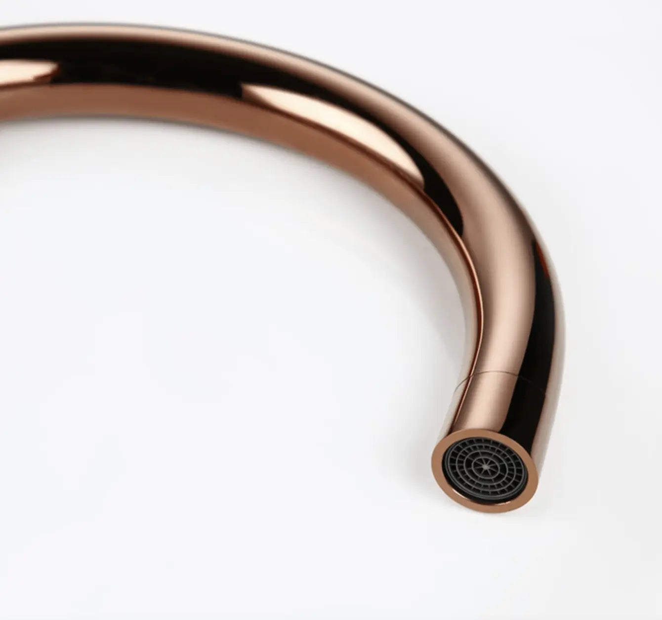 SaniSupreme Badkraan Ancona vrijstaand model met handdouche geborsteld koper