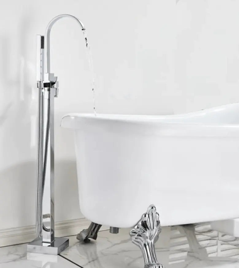 SaniSupreme® Badkraan Florence vrijstaand model met handdouche chroom glans