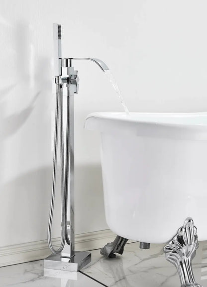 SaniSupreme® Badkraan Luca vrijstaand model met handdouche chroom glans