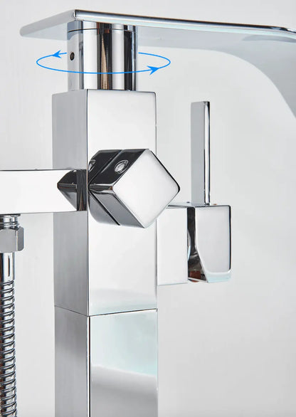 SaniSupreme® Badkraan Luca vrijstaand model met handdouche chroom glans