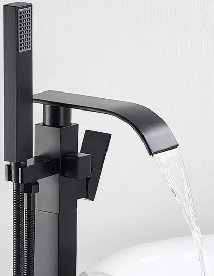 SaniSupreme® Badkraan Luca vrijstaand model met handdouche mat zwart