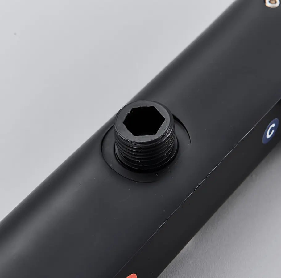 SaniSupreme Brasil doucheset 5 inch opbouw met ronde handdouche mat zwart rond