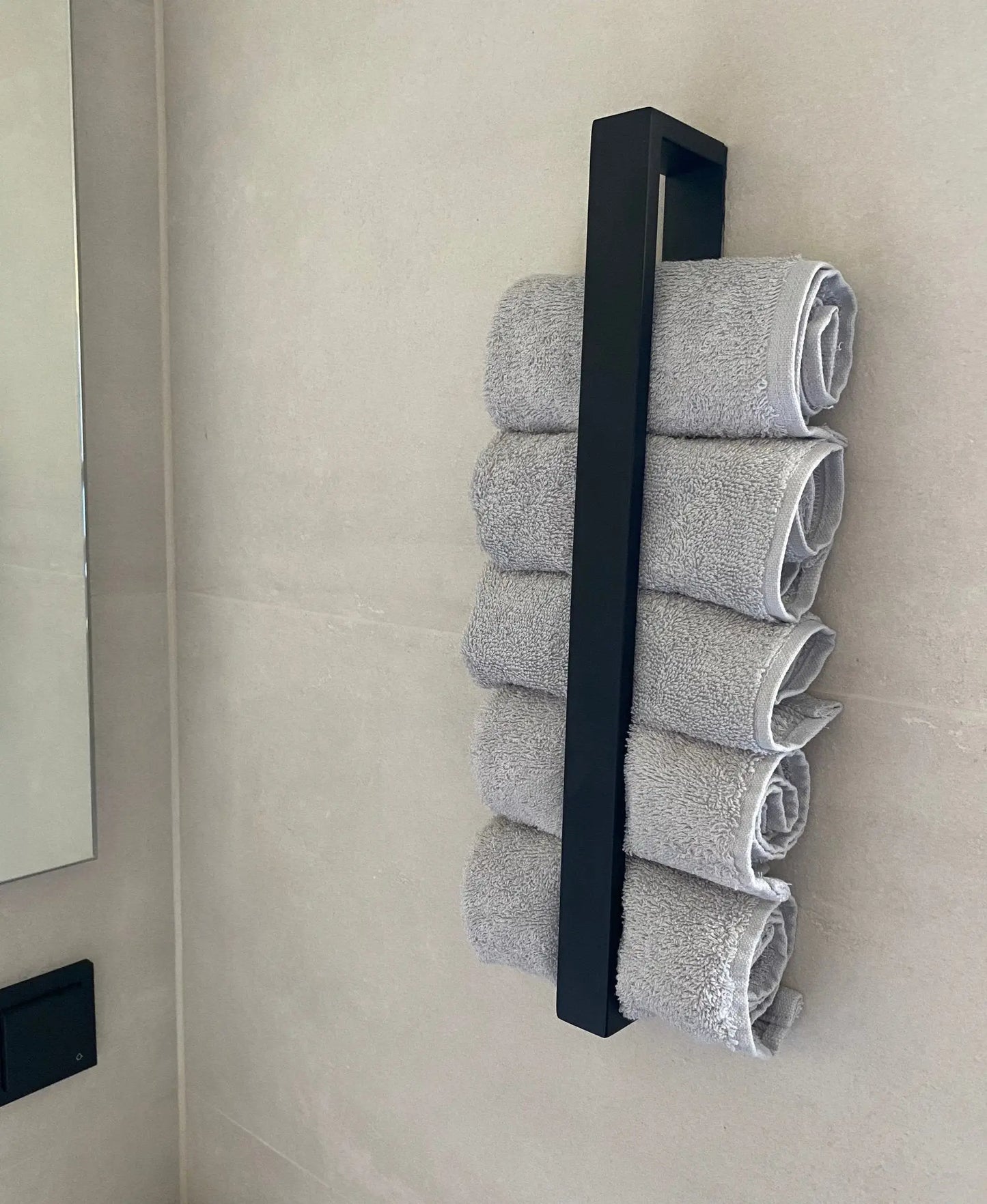 SaniSupreme Handdoekrek Brasil 40 cm mat zwart